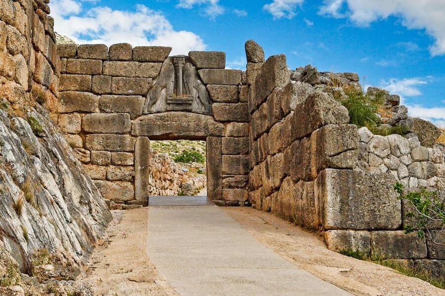 Athens: Peloponnese Highlights Day Trip and V.R. Audio Guide - Key points at a glance