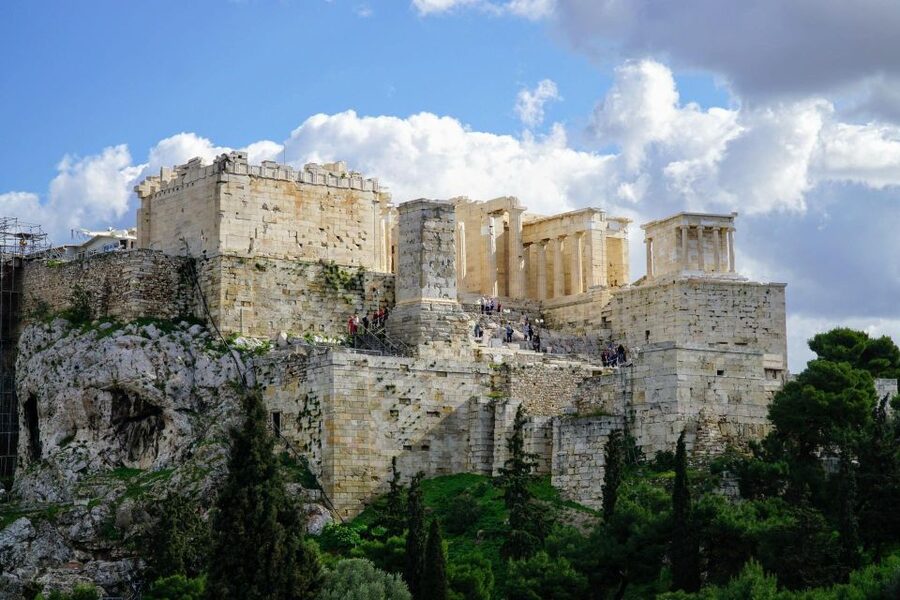 Athens: Private Acropolis, Acropolis Museum, and City Tour - Reaching the Acropolis and the Parthenon