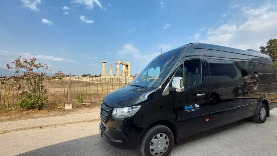 Athens: Private Acropolis & City Panoramic Tour on the road - The city drive, from Parliament to Hadrian’s Gate