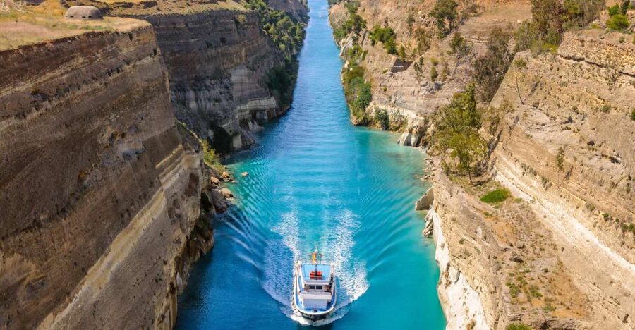 Athens: Private Corinth Canal and Mycenae Tour - Looking down into the Corinth Canal