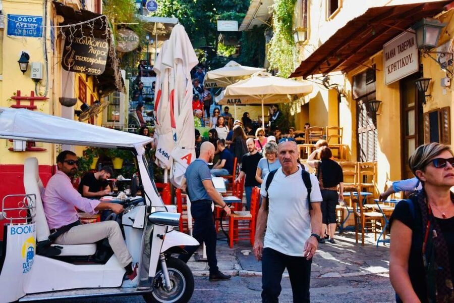 Athens: Private Evening Sightseeing Tour by Electric Tuk-Tuk - From Syntagma to Athens landmark row