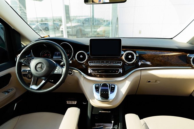 Athens Private Transfer: Piraeus Cruise Port to Central Athens - How the service compares with a taxi