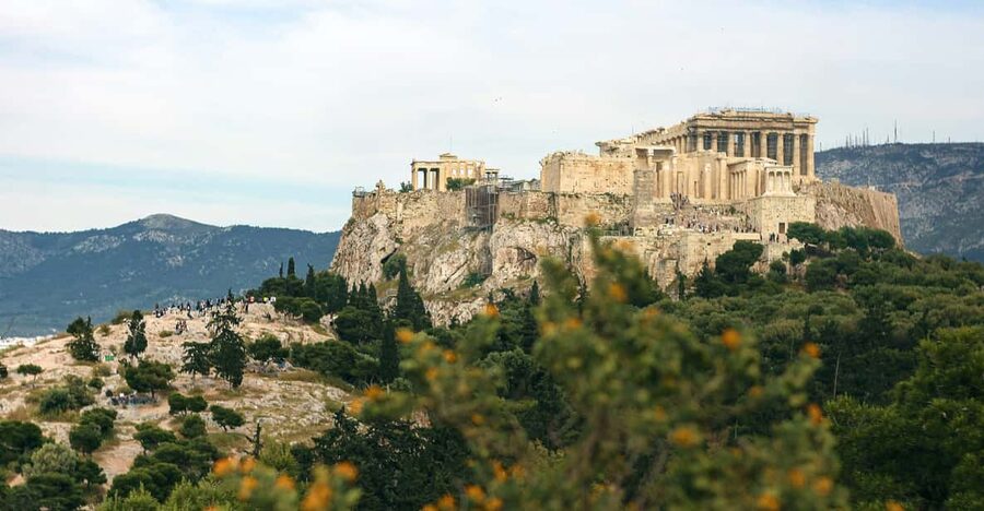 Athens Private Walking Tour in Spanish - Why a private walk works well in Athens