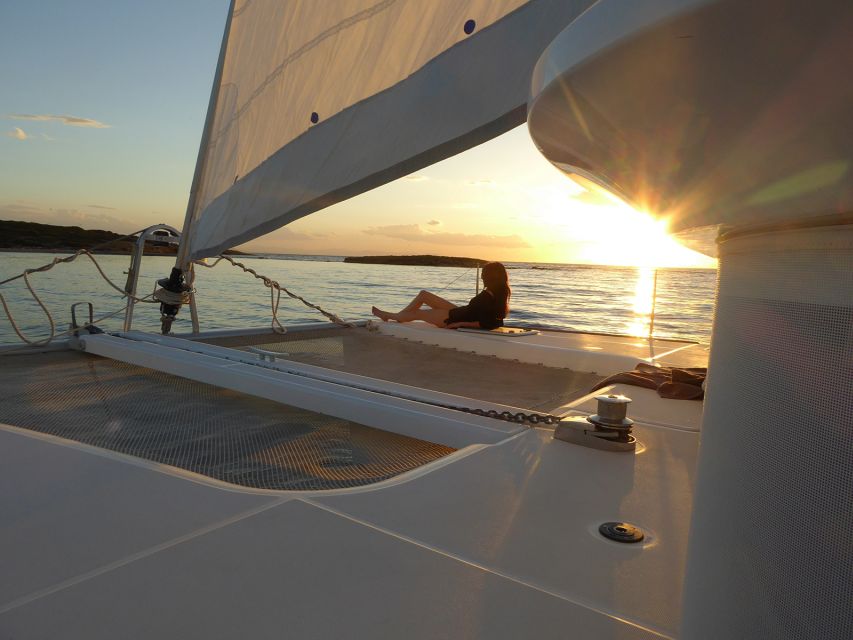Athens: Riviera Catamaran Cruise with Meal and Drinks - Who should book this cruise