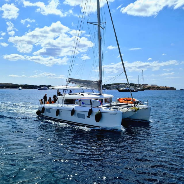 Athens: Riviera Catamaran Tour with Fresh Meal and Drinks - Swimming near Vouliagmeni and Asteras Bay