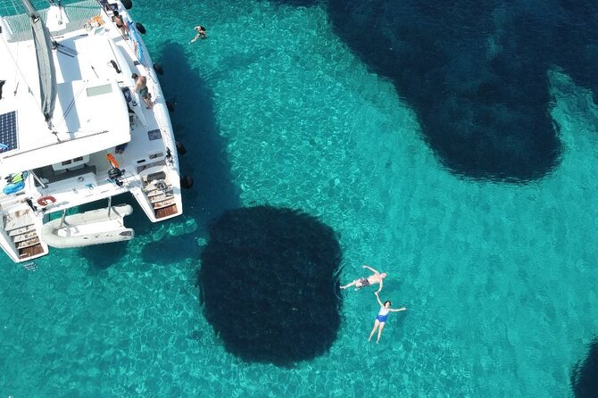 Athens Riviera Catamaran tour with fresh Meal Drinks and Swimming - What the small group changes