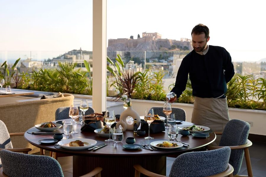 Athens: Rooftop Fine Dining at Whispers Restaurant - Two hours above central Athens