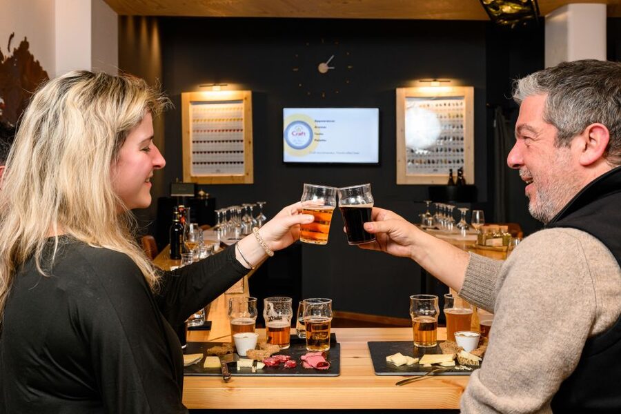 Athens: Small Group Beer Tasting Experience - A social evening near the Parthenon