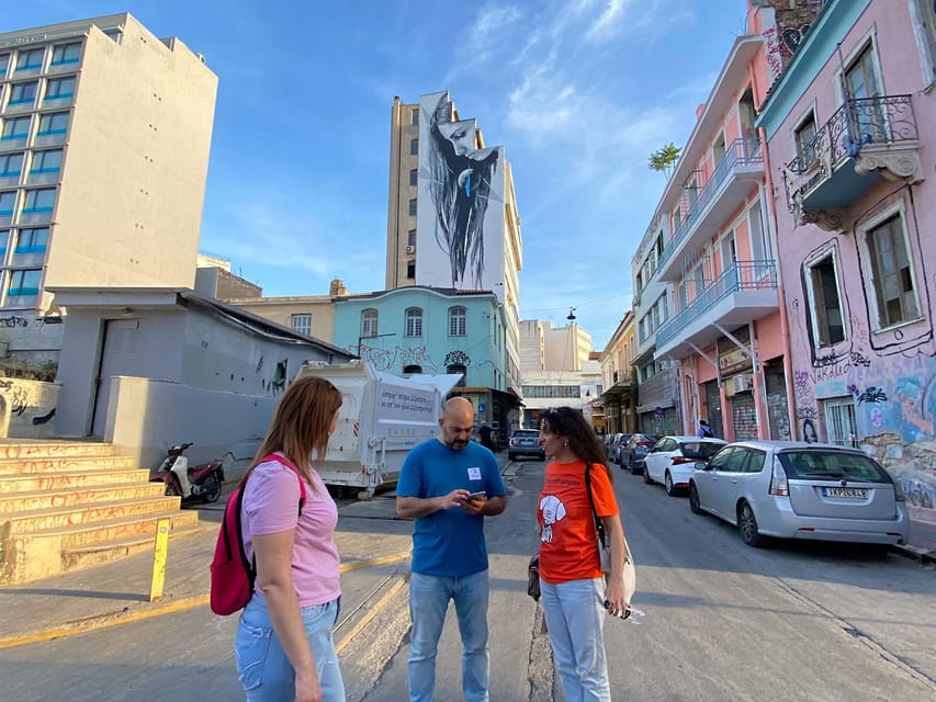 Athens: Street Art Treasure Hunt with Food Stop - Key points to know before you book