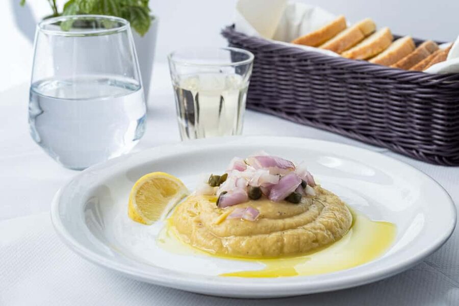 Athens: Taste of Five Signature Greek Dishes - Getting there and making the evening easy