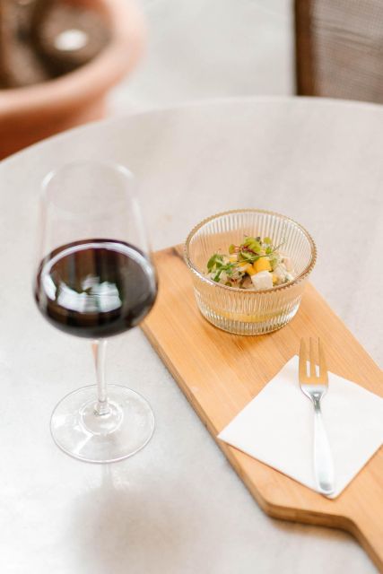 Athens: Tasting of 6 Wines from Kefalonia with Food Pairing - Key points at a glance