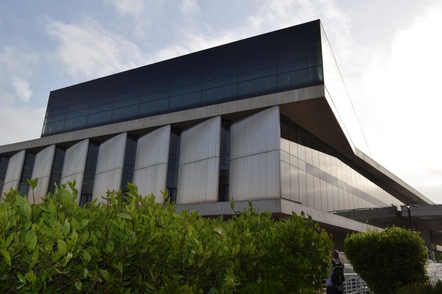 Athens: The Acropolis and Acropolis Museum Tour in German - Price and what the three hours are worth
