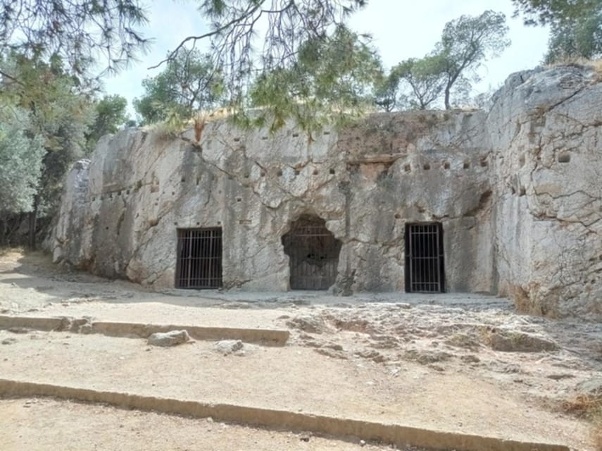 Athens: the Great Greek Philosophers Guided Tour in Spanish - The Agora and the city of public debate