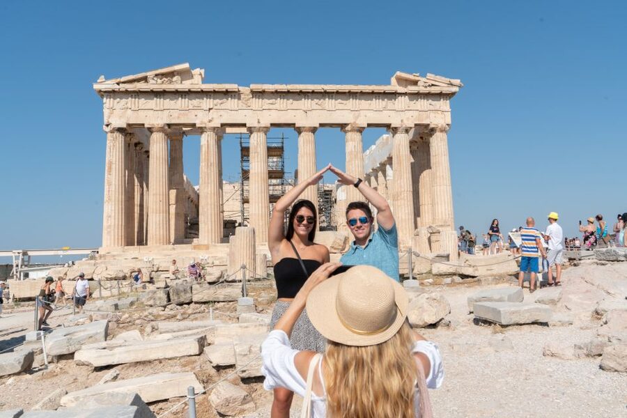 Athens: The Mythology Tour of Acropolis & Acropolis Museum - Meeting your guide near the Acropolis Metro Station