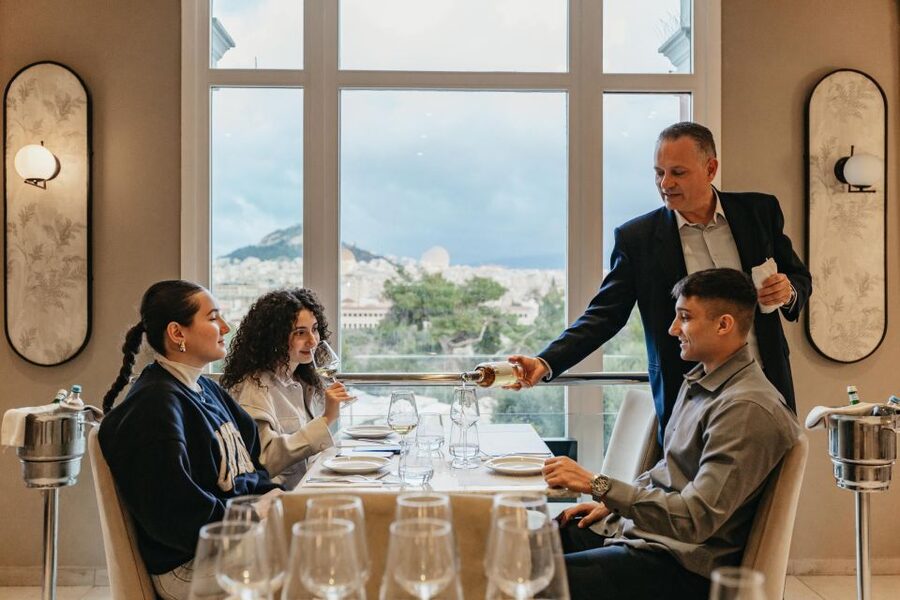 Athens: Wine Tasting with a Sommelier under the Acropolis - What the 1.5-hour format feels like