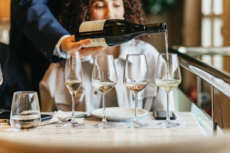 Athens: Wine Tasting with a Sommelier under the Acropolis - A guided tour through Greece in the glass