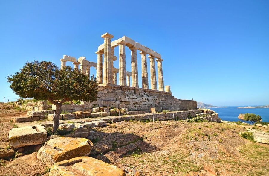 Cape Sounion: Self-Guided Highlights Audio Tour - Meeting Poseidon above the sea