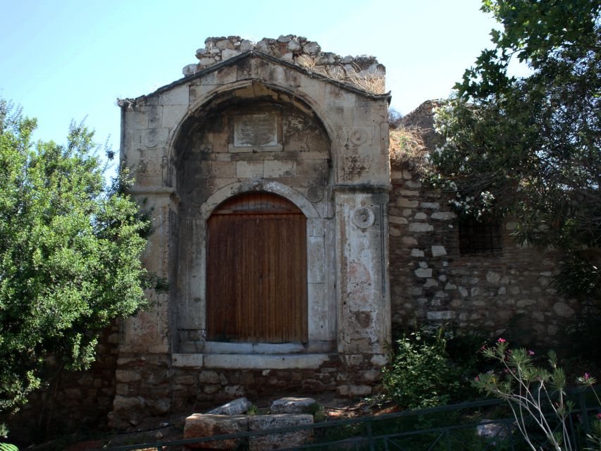 Cats of Athens: Self-Guided Mobile Tour in Plaka - Roman Agora, Byzantine ruins, and Mechlempe’s golden plates
