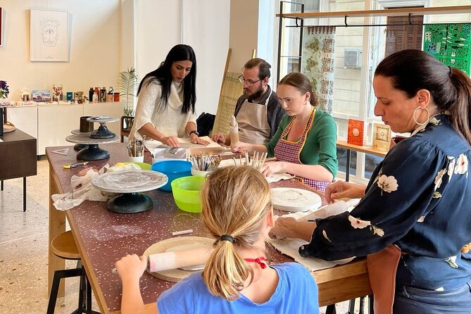 Create and paint your own ceramic piece in a workshop in Athens - Key points at a glance