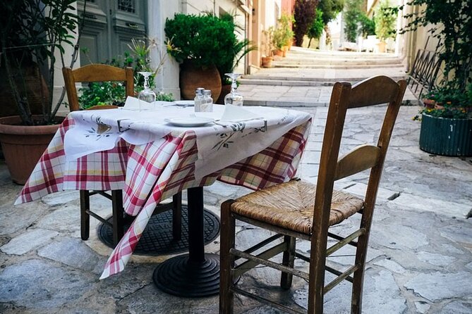 Culinary Backstreets of Plaka - Athens Food Tour - The walking pace and physical side