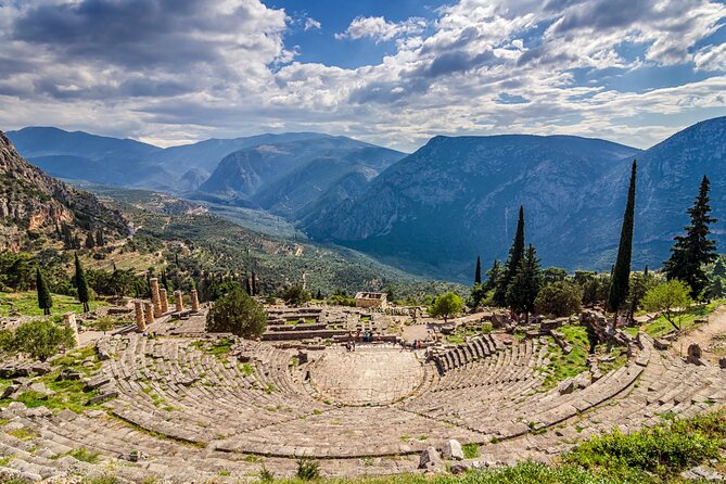 Delphi full day V.R audio guided tour with entry ticket - Who will enjoy this format most?