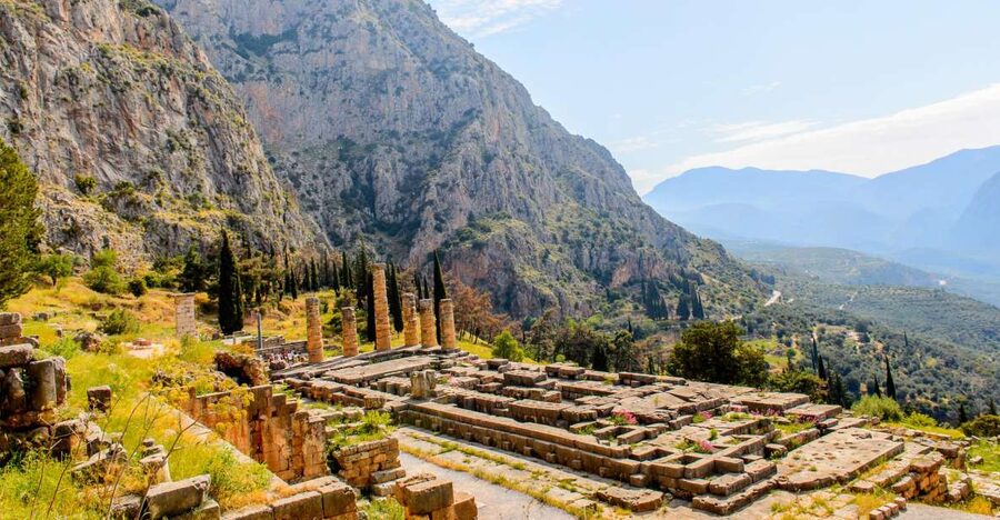 Delphi: Private Day Tour from Athens with Luxurious Vehicle - Karakolithos adds a modern Greek memory