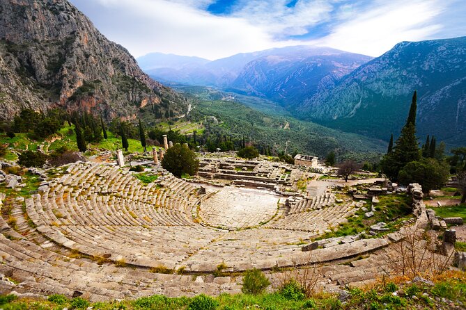 Delphi: Spanish guided one day tour - Why Delphi is worth the long ride from Athens