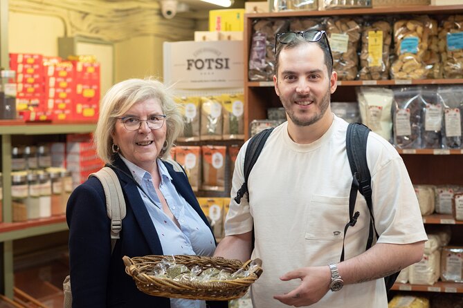 Explore the Hidden Food Gems of Athens - What the guides add to the experience