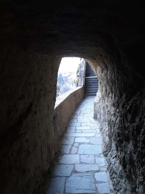Feel Ancient thermal Spa Visit Delphi, Leonidas ℨoo Spaʀtan - Lunch above the Delphi valley