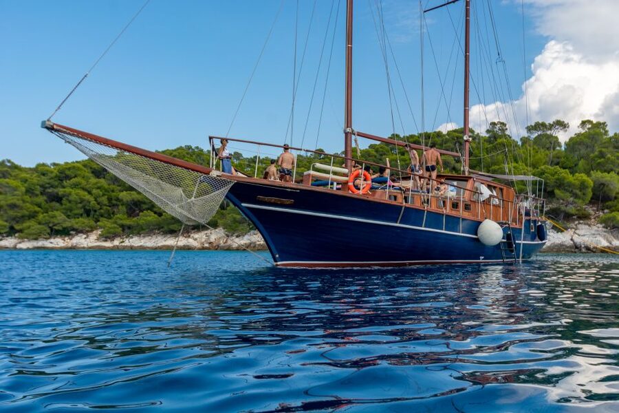From Athens: Aegina, Agistri and Metopi Day Cruise w/ Lunch - What makes this cruise worth considering