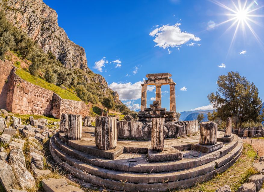 From Athens: Delphi Full Day V.R. Audio Guided Tour - Key points to know before you book
