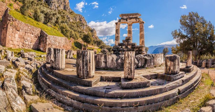 From Athens: Delphi Full Day V.R. Audio Guided Tour - Why Delphi is worth the long ride from Athens
