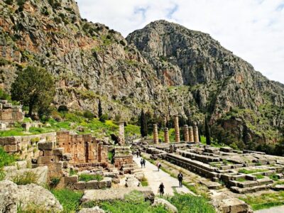 Delphi Private Tour with Lunch Time