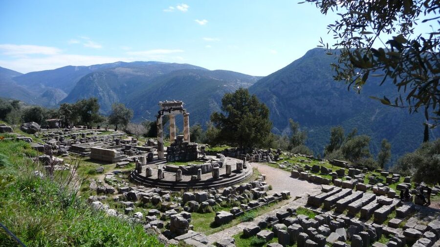 From Athens: Full Day Private Tour of Delphi - Key points at a glance