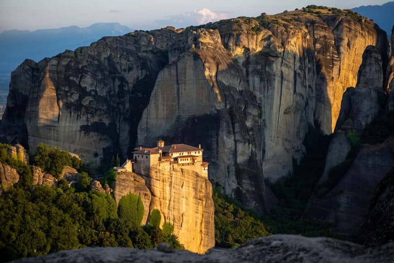 From Athens: Meteora Monasteries and Hermit Caves Tour - Four hours among six monasteries