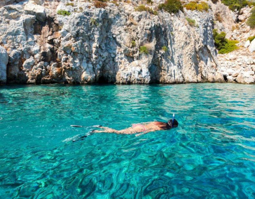 From Athens: One Day Cruise to Piraeus - Who will enjoy this day most