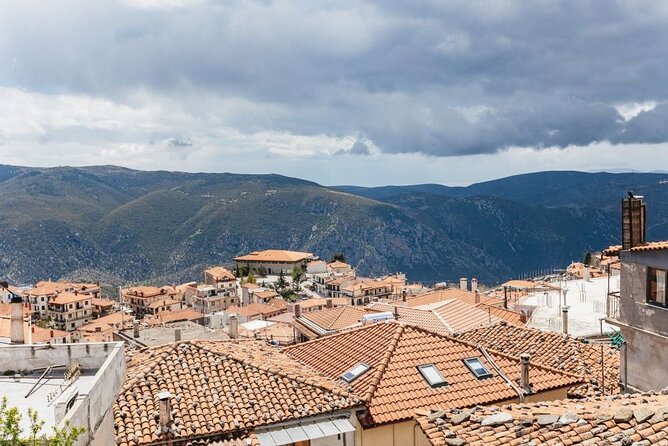 From Athens: Small-Group Delphi, Museum & Arachova Day Trip - The 10-hour route, from Athens to the mountains