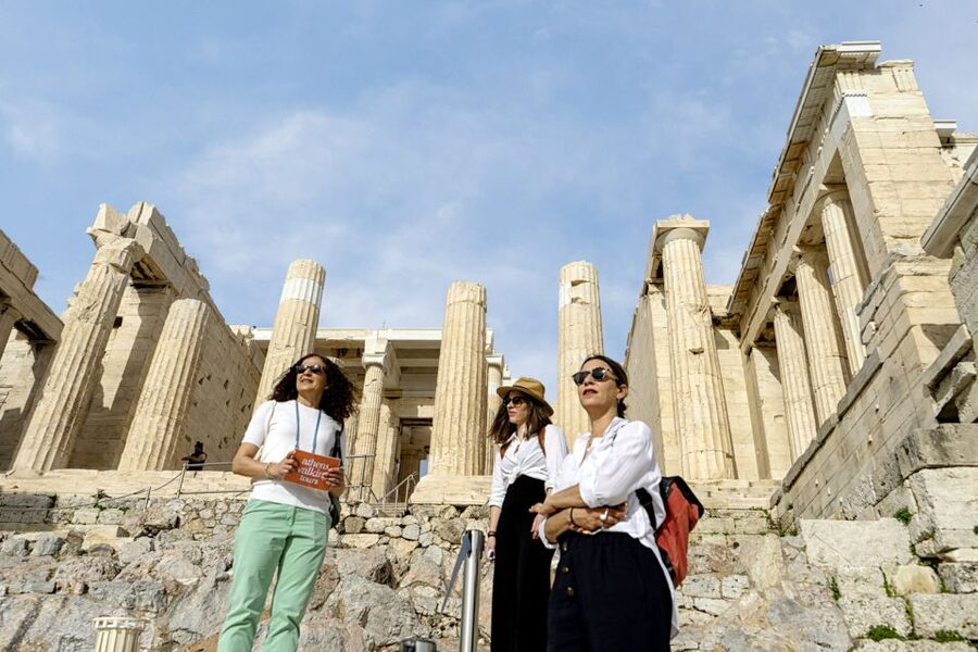 From Cruise Port: The Acropolis & Athens Highlights Tour - Free time on the hill and in Plaka