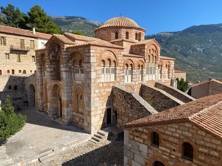 ''Full-Day Tour of Delphi-Monastery Hosios Loukas- Livadia'' - Why this Athens to Delphi day trip works