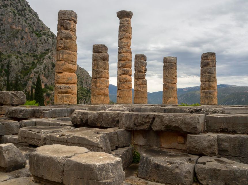 ''Full-Day Tour of Delphi-Monastery Hosios Loukas- Livadia'' - Hosios Loukas and its gold-backed churches