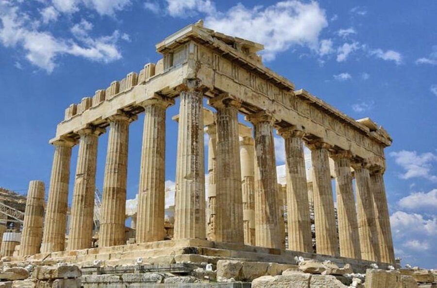 Guided walking tour of Acropolis with transportation - Is the Acropolis Museum included?
