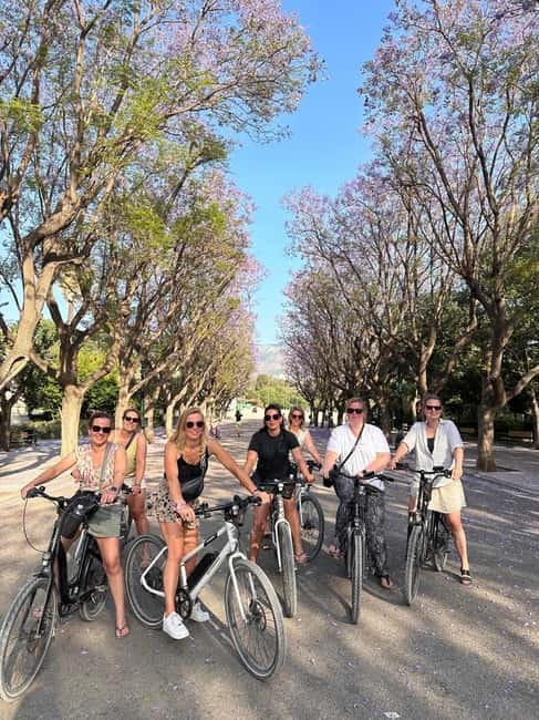 Historic Athens: Small Group Electric Bike Tour - Families, children, and bike comfort