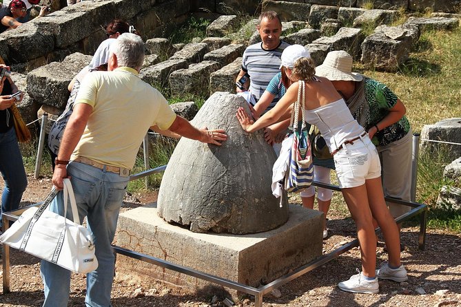 Historical Delphi One Day Tour with Arachova Stop & Expert Guide - What the coach ride is really like