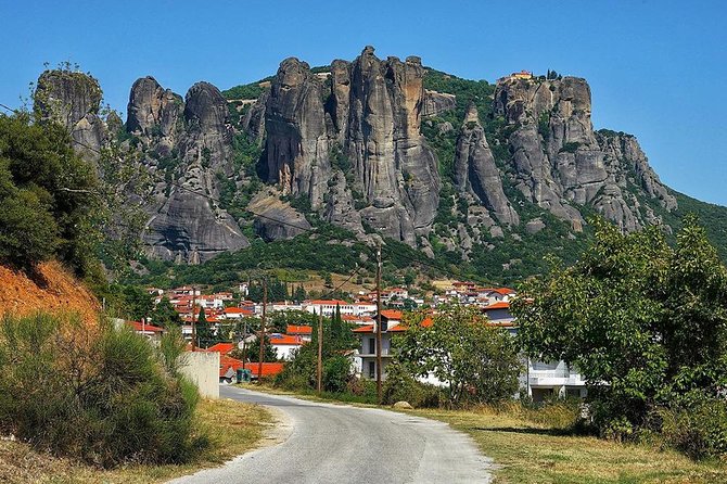 Meteora Monasteries Private Full Day Trip From Athens - A private ride with room for your own pace