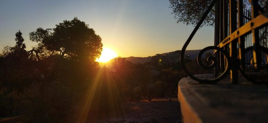 Sunrise Yoga & Meditation Acropolis & 360 view - What the $44 price includes