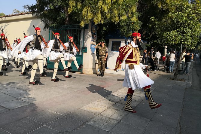 The Best of Athens Tour: Top Sights and Attractions - What the guides add to the experience