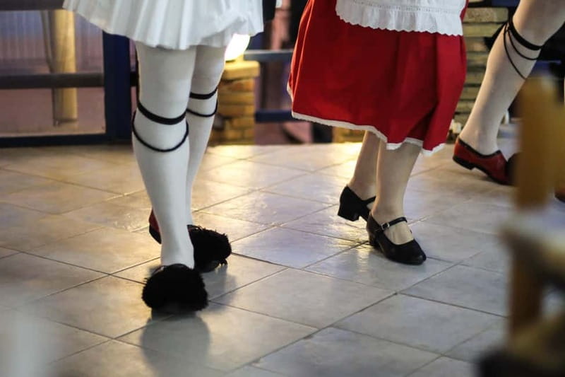 Traditional Greek Show in Plaka with Dinner - A Greek night built around dinner and dance
