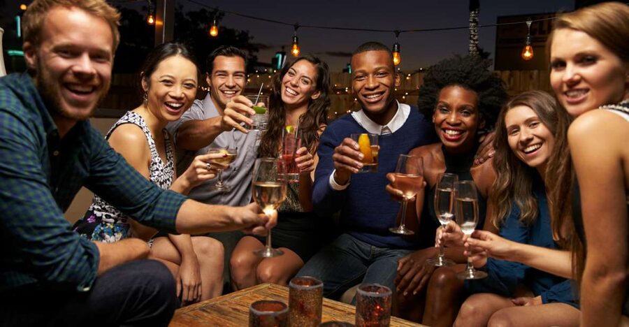 Twilight Athens Tour inc. rooftops, tastings & 3 drinks - Why Athens after dark feels like a different city