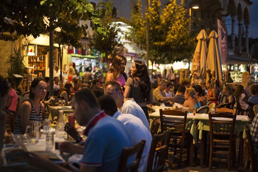 Twilight Athens Tour inc. rooftops, tastings & 3 drinks - Stories, legends, and Athens gossip