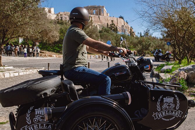 VIP Private Guided Tour of Athens Acropolis & Plaka in a Sidecar - Plaka: old lanes beneath the Acropolis